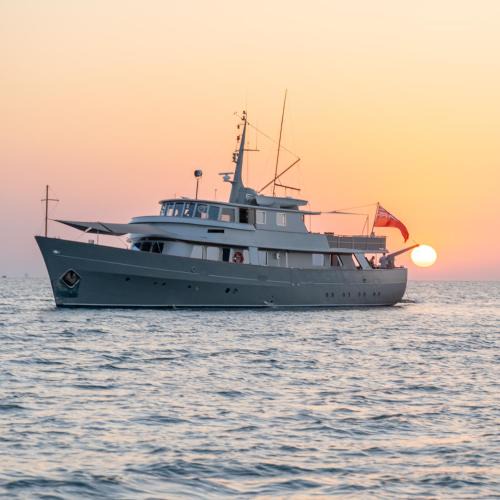 Sant Carles de la Rapita Boat Rental | La Fenice Yacht