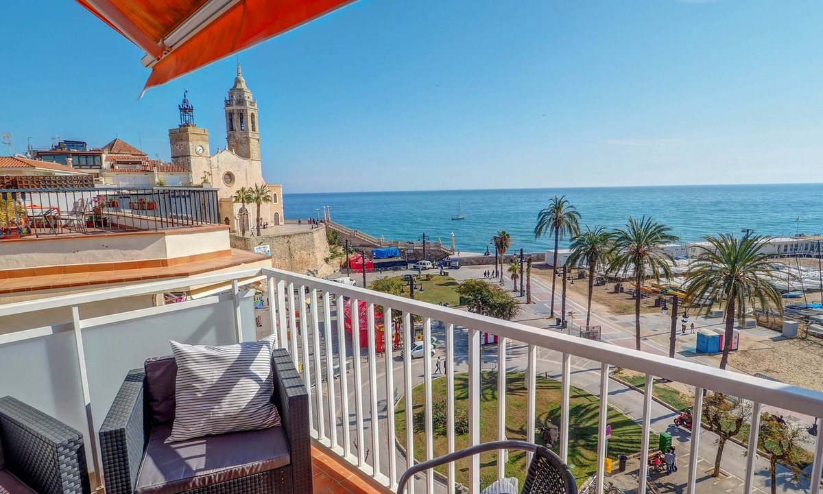 Sitges Town Center Apartment | La Gioia 3 by Hello Homes Sitges