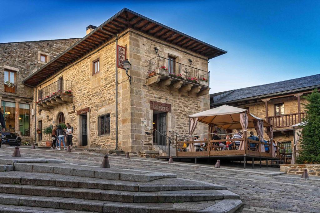 Puebla de Sanabria House | La Hoja de Roble