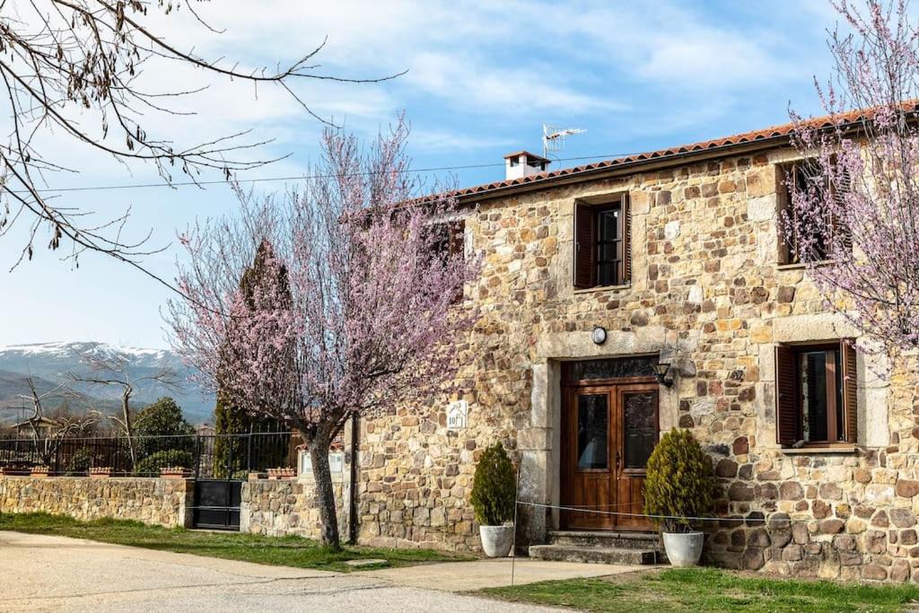 Sotillo del Rincon House | La Lastra Casa Rural