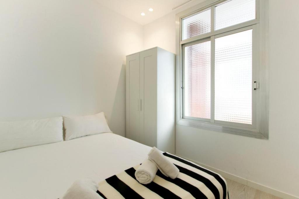 El Poble-sec Apartment | La Meva LLar Salva 65