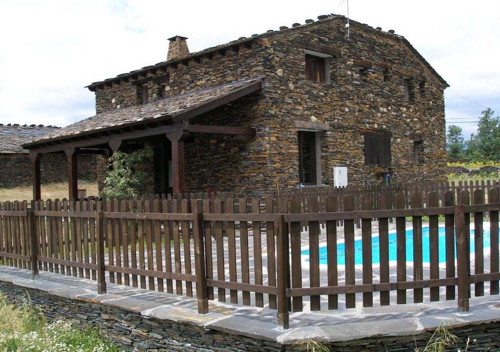 Campillejo House | La Pizarra Negra