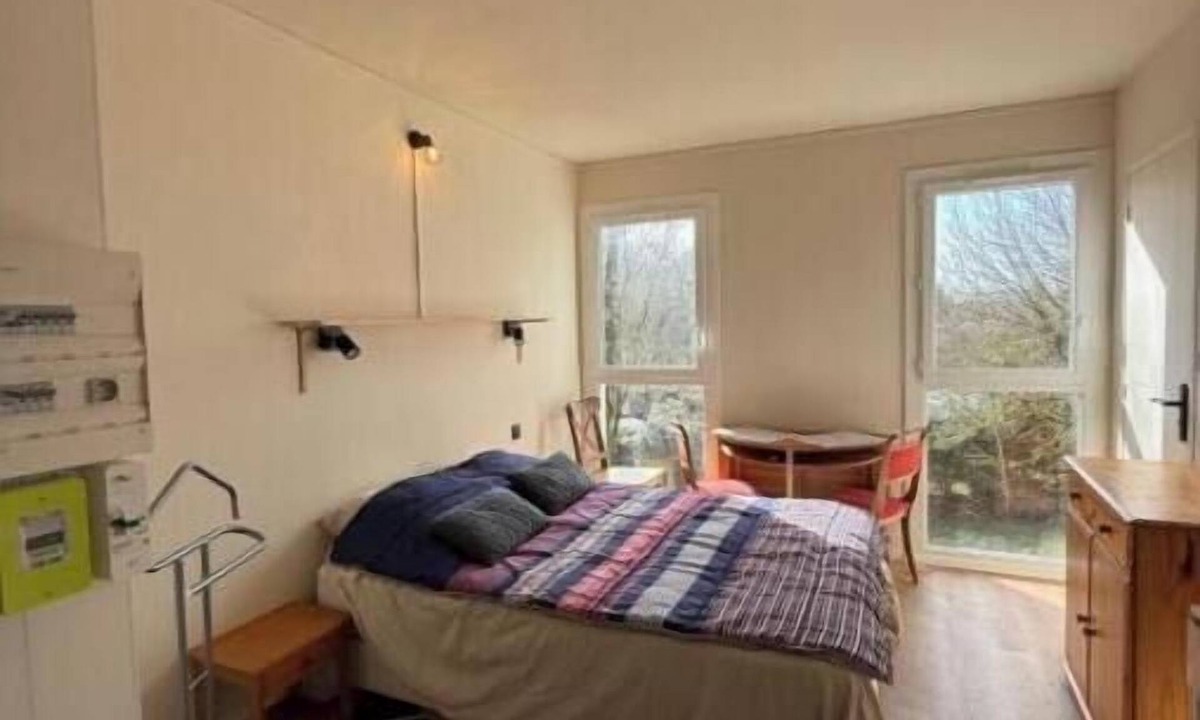 Jonzac Apartment | La Résidence du Moulin 212 - Peaceful Studio with Garden View in Jonzac
