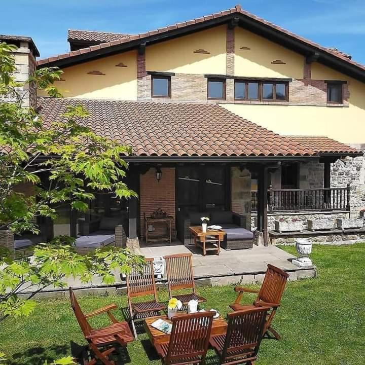 Barrio de Arriba Apartment | La Riguera de Ginio