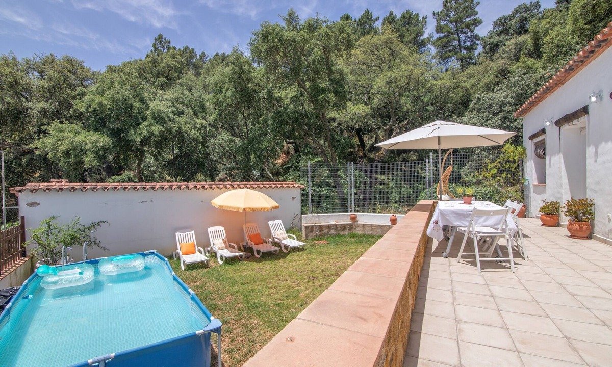 Calabazares House | La Soberana: The House That Cares for You