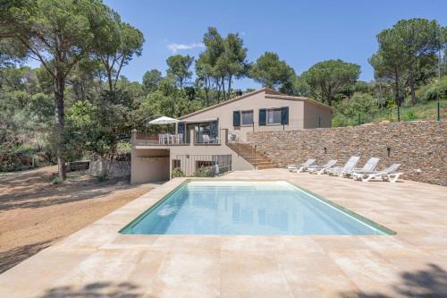 Palafrugell Ski Chalet | LA VINYA - Casa con parking y piscina