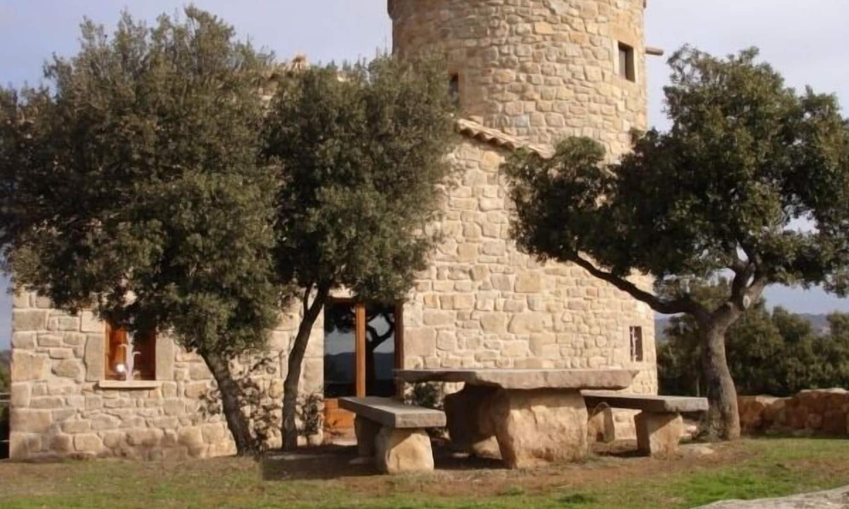 Biosca Cottage | Les Cots de Lloberola from 14 to 47 people