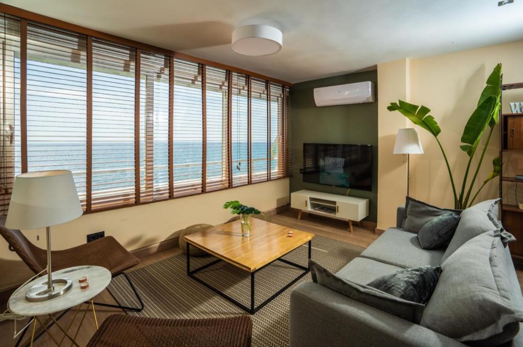 Aguadulce Apartment | Level 11 Apartment