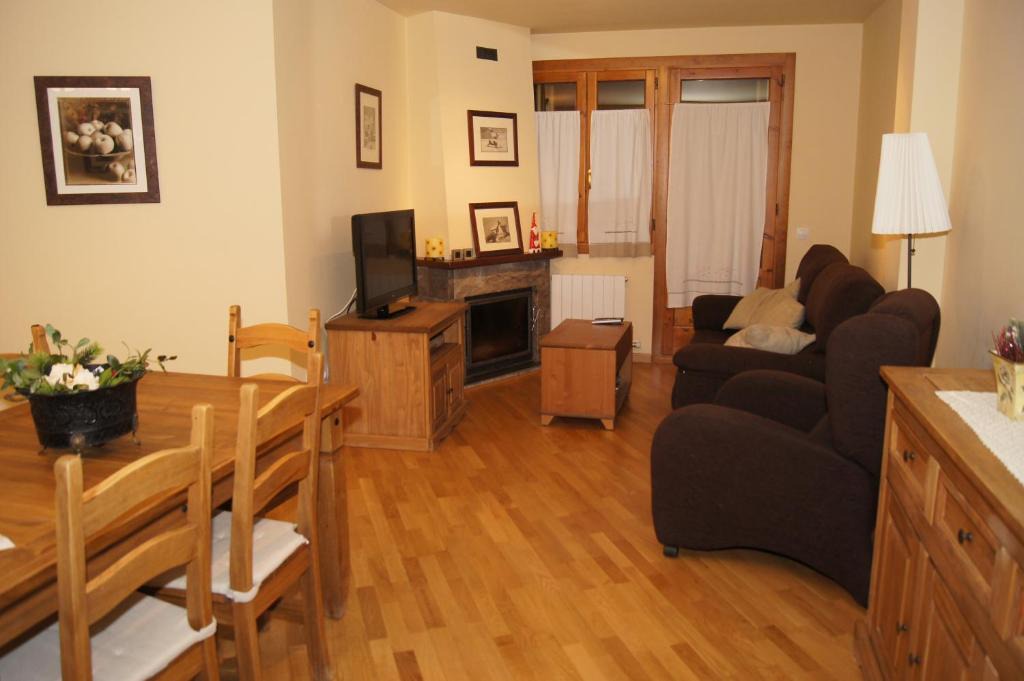 Linsoles Apartment | LH Selva de Conques