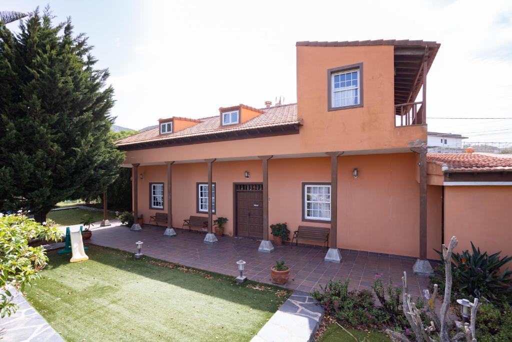 Tegueste House | LIVE TEGUESTE VIÑEDO