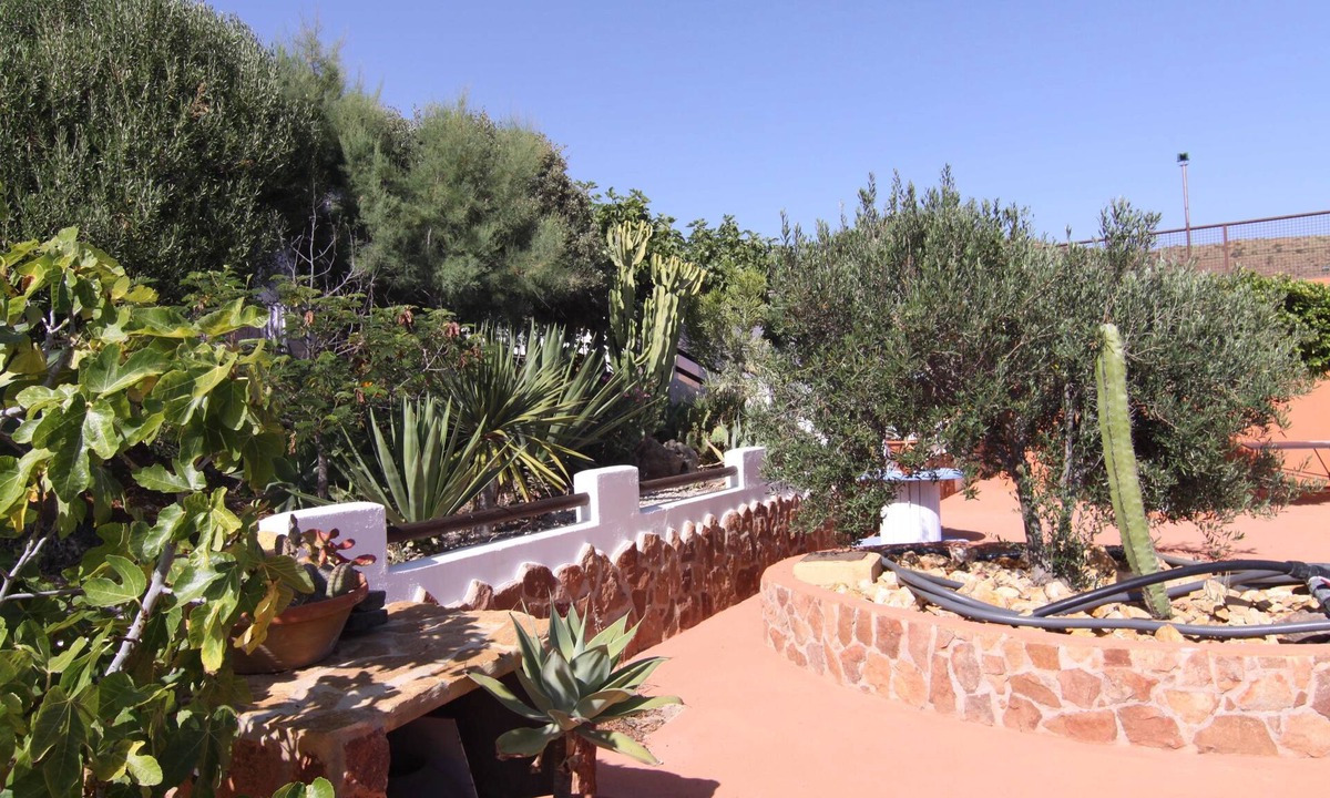 El Pozo de los Frailes Hostel | Los Palmitos Hospedería Rural