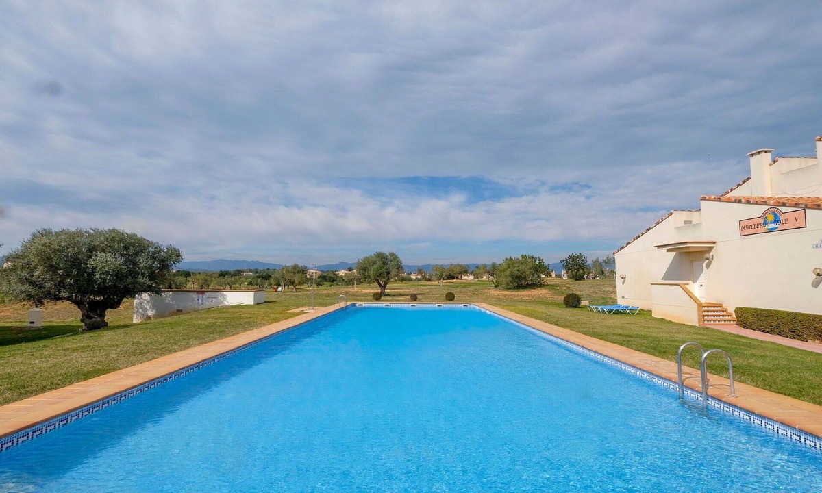 San Jorge Apartment | Lovely apartment for 4 guests with WIFI, A/C, pool, TV and balcony