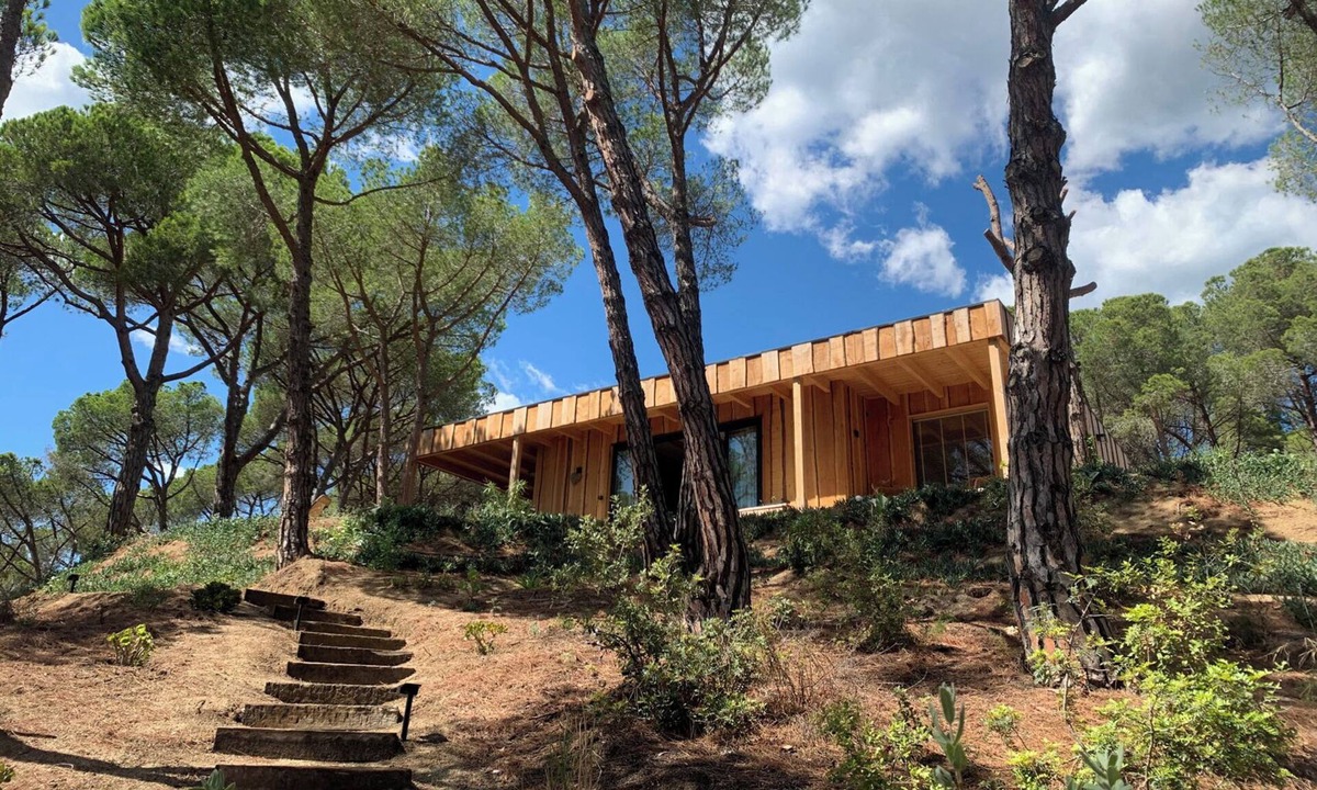 Sant Andreu de Llavaneres Villa | Luxury wooden villa in boutique retreat, sea view Barcelona