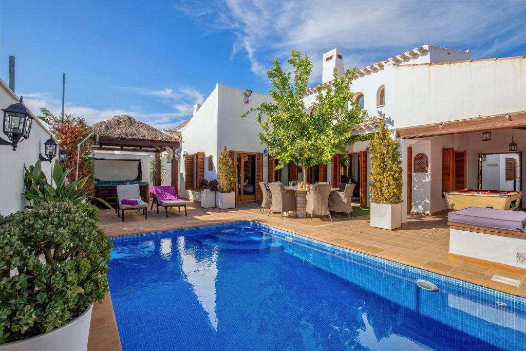 Caserio Los Tarquinos Villa | Luxurious Villa in Baos y Mendigo, Spain - Perfect for Families and Groups