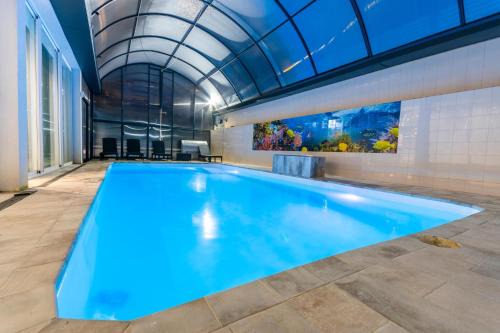 Sitges House | Luxurious Villa Marly II piscina climatizada