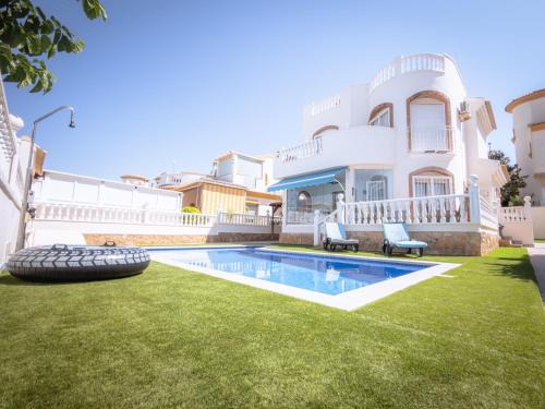 Pinar de Campoverde Villa | Luxury Private Pool Villa Campoverde
