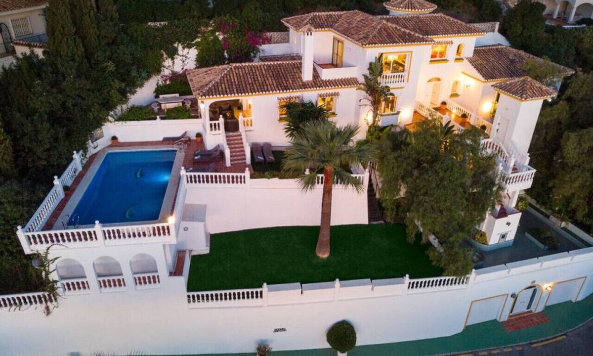 Mijas Villa | Luxury Villa with Heated Pool, Stunning Sea Views & Near Beach