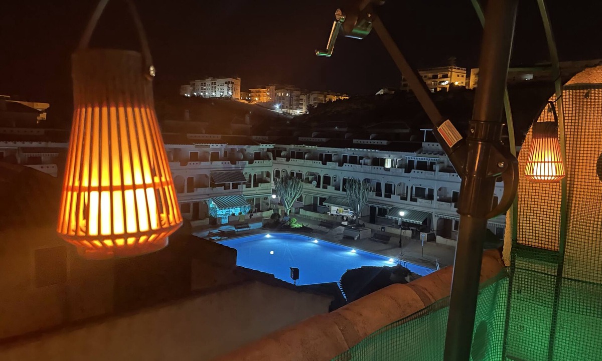 Puerto de Mazarron Apartment | Magnifique t3 Toit Terrasse Privee en Plein Centre Ville Avec Piscine bar Resto