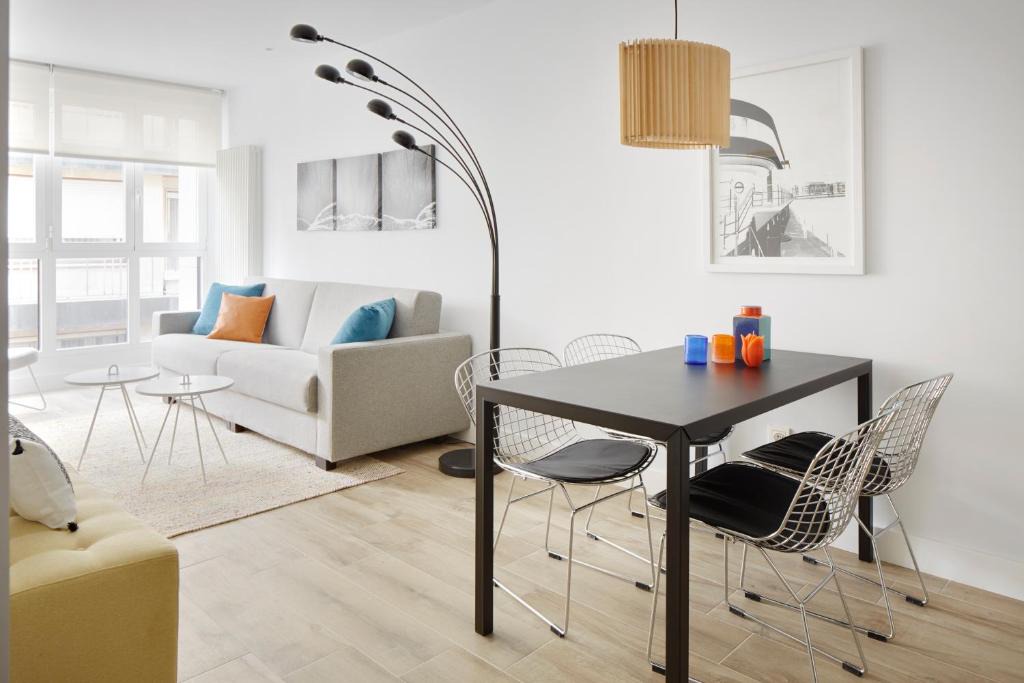 San Sebastian Centro Apartment | Marina Suite by FeelFree Rentals
