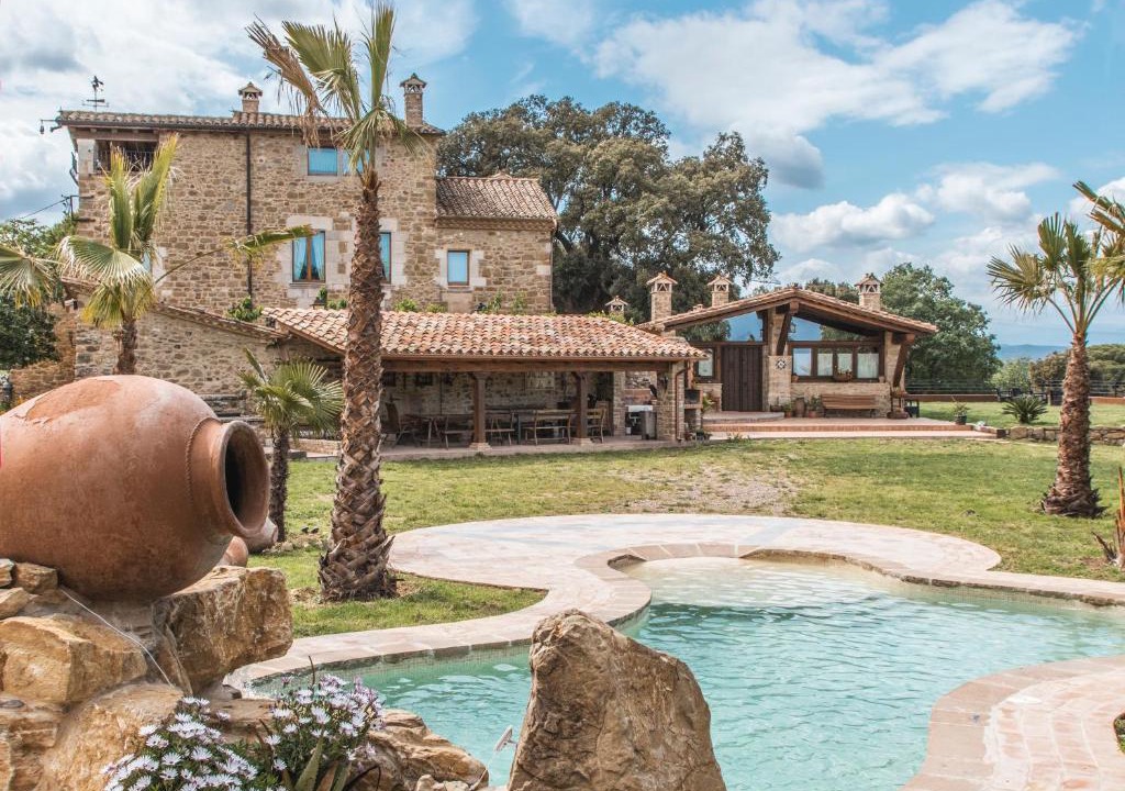 Riudellots de la Creu House | Mas Tulsà Casa Rural Girona