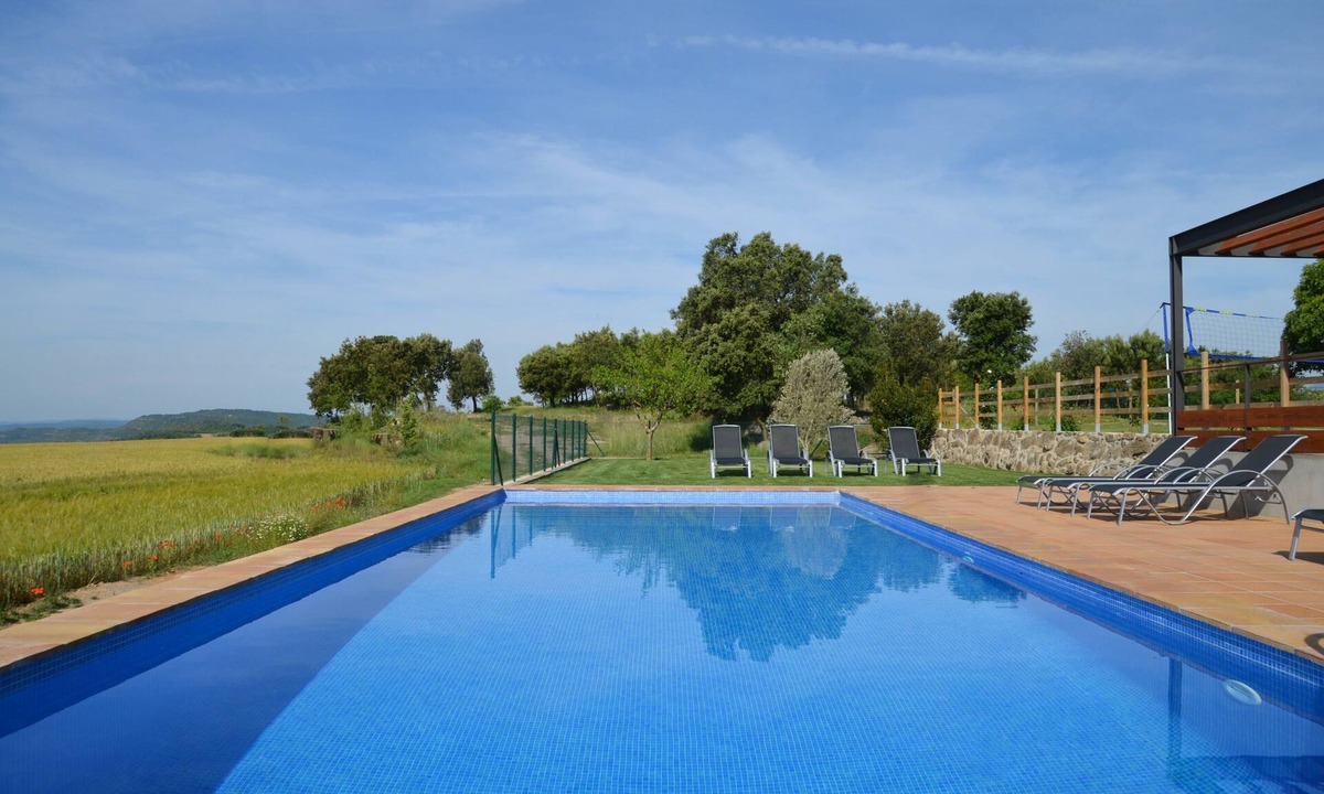 Sagas House | Masia de Cerdeña - High standard. Outdoor + Indoor Pool. Lots of activities.