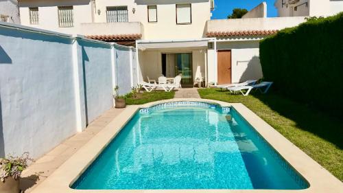 El Casalot Villa | MEDDAYS Villa AURELIA