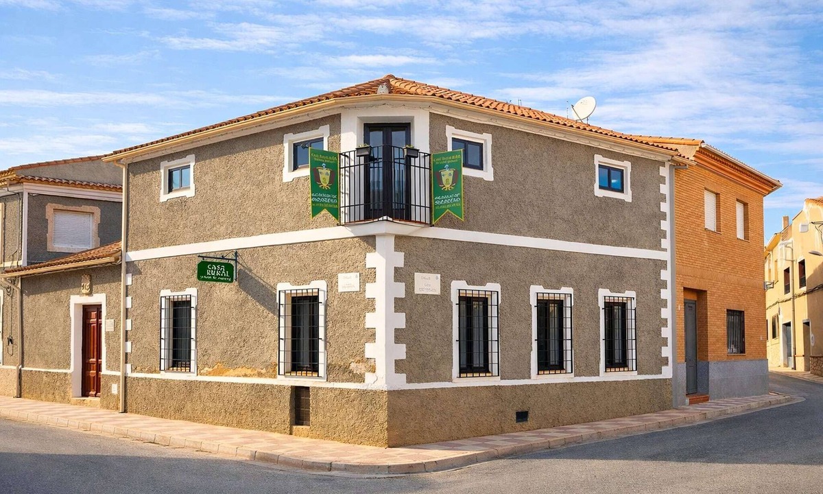 Cenizate Cottage | Medieval country house Señorío de Montero