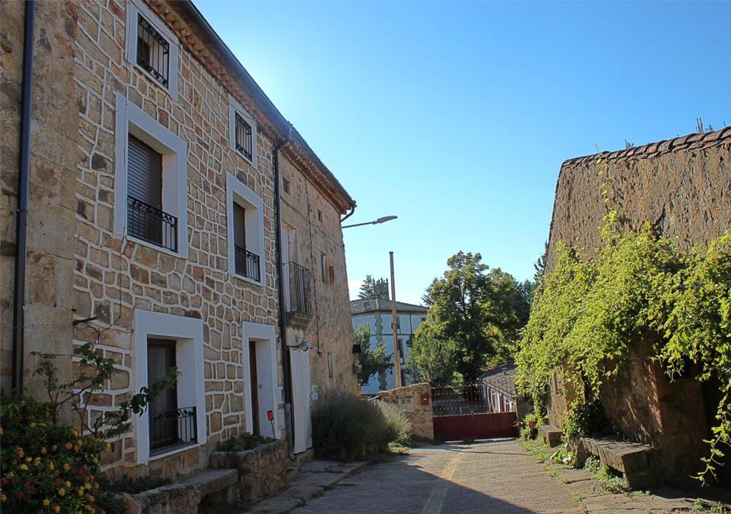 Vilviestre de los Nabos House | MI CASA DE DERROÑADAS