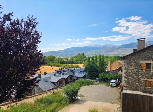 Escadarcs Apartment | Modern Apartment in Escadarcs, 60 sqm with Mountain View