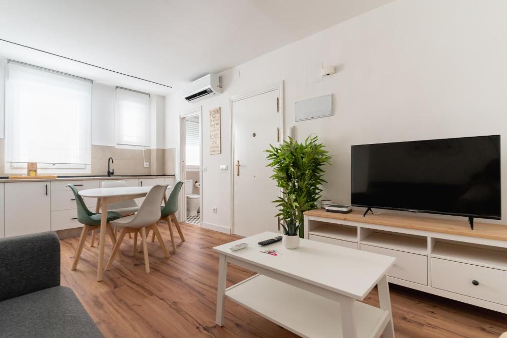 Arganzuela Apartment | Modern Cozy-2bedrooms 1Bathroom-Delicias