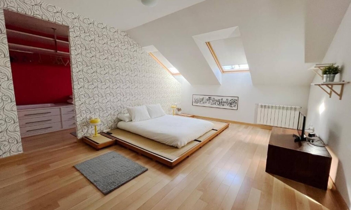 Ponferrada Condo | Modern duplex apartment in the city center.