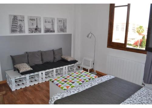 Sant Antoni Apartment | Modern Flat Valencia