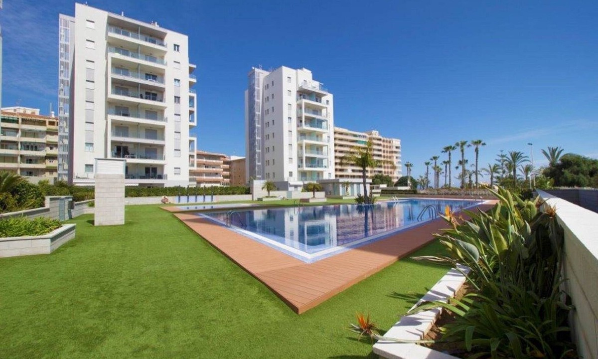 La Mata Apartment | Modern ground floor apartment with 80m² terrace + parking at La Mata beach