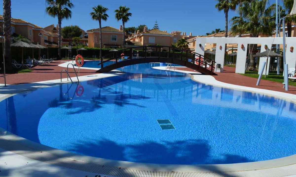 Puerto Rey Apartment | Modern Penthouse with Wifi, South-facing Terrace and Community Pool