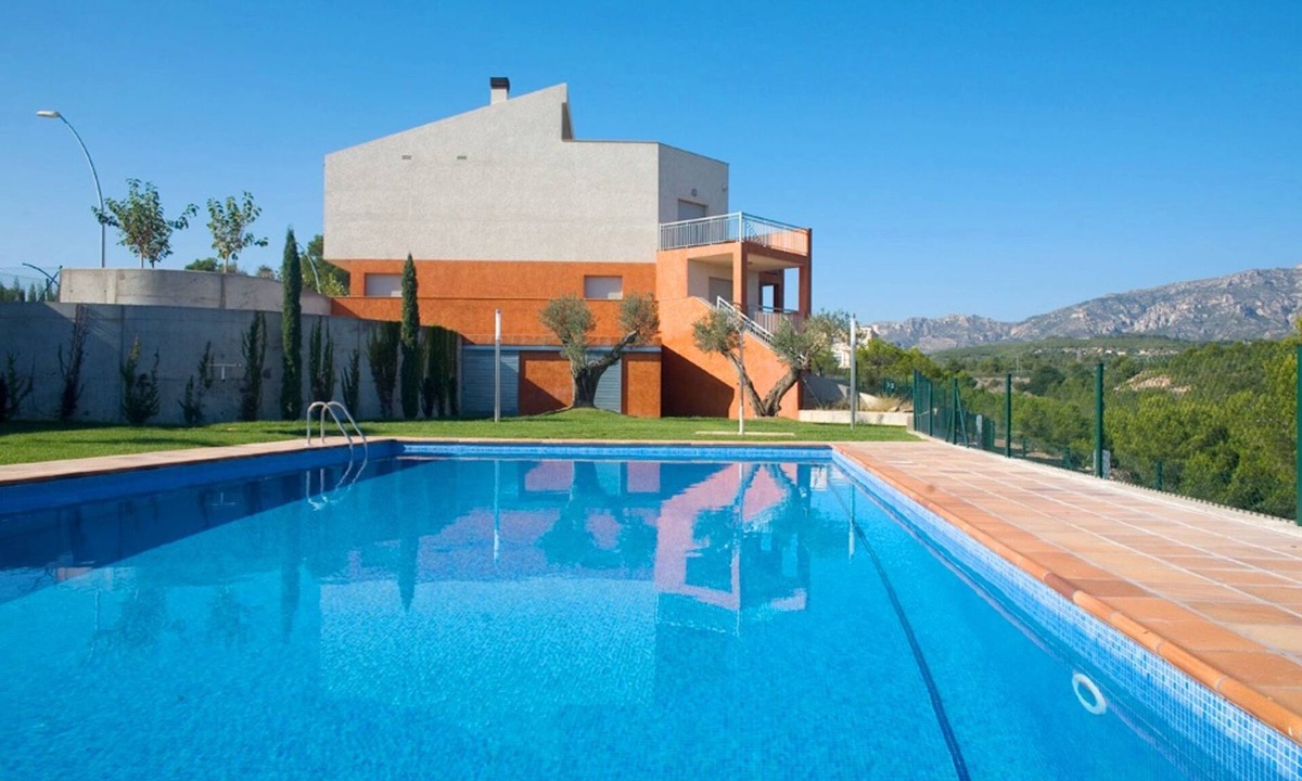 Calafat House | Modern Villa Close to the Beach Almadrava