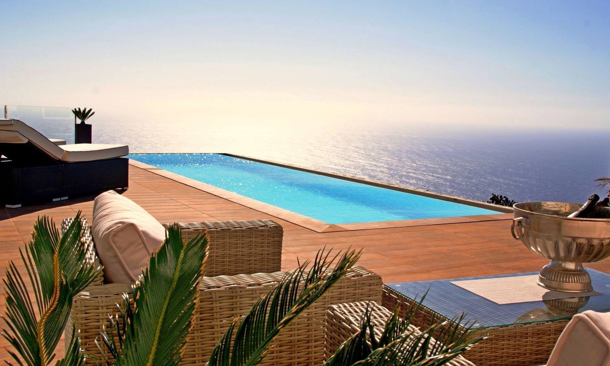Puntagorda House | Moderne Architekten-Villa mit Infinity-Pool und Meerblick by Interhome