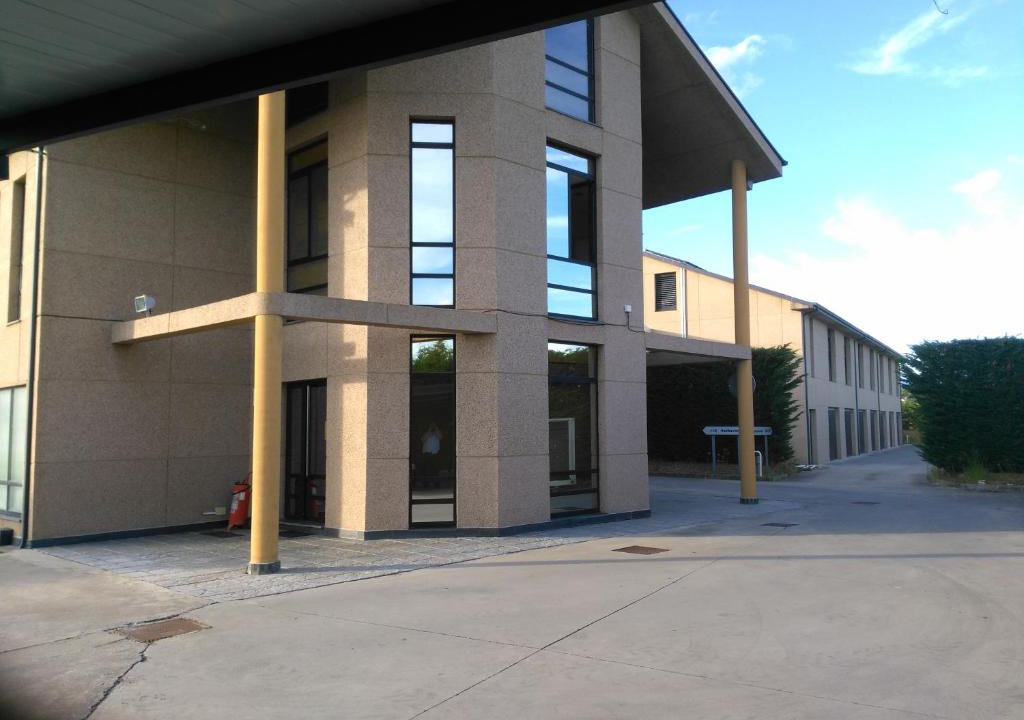 Camponaraya Hotel | Motel Acropolis