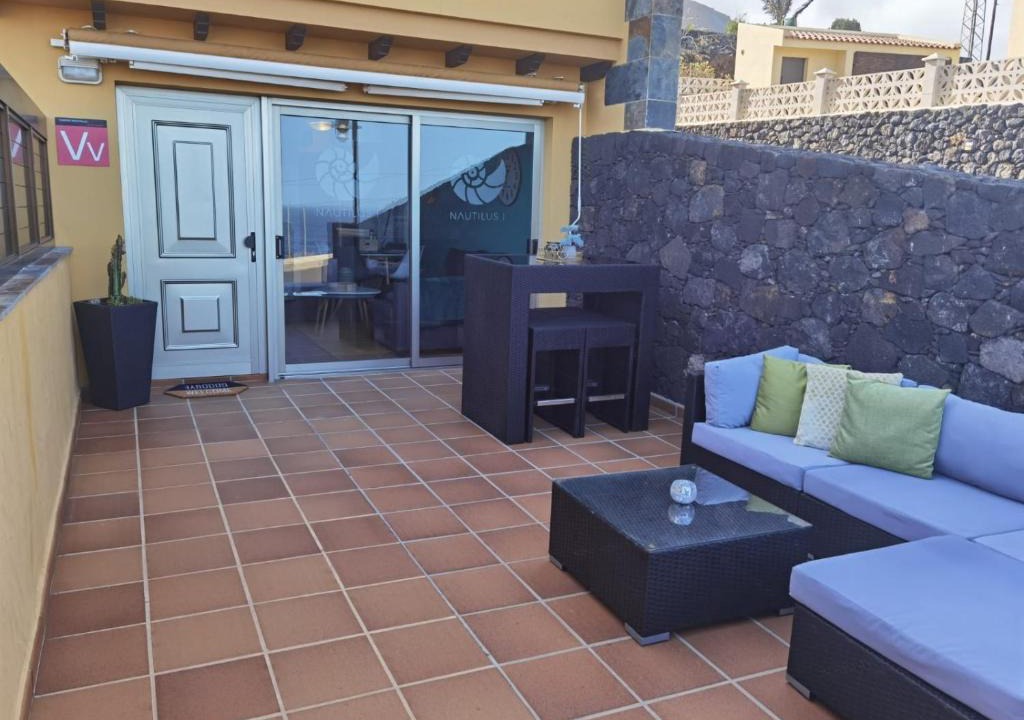 La Caleta Apartment | Nautilus I: Casa con terraza y vistas al mar