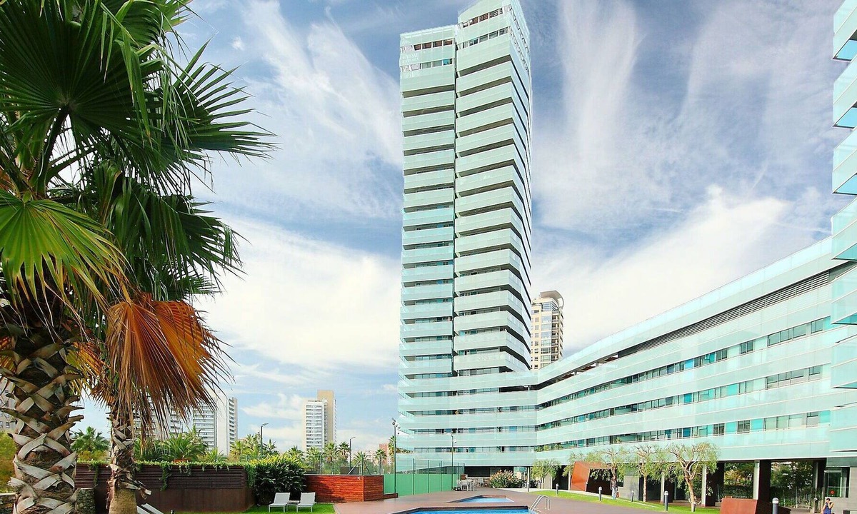 Diagonal Mar i el Front Maritim del Poblenou Apartment | Nice apartment for 4 people with A/C, pool, WIFI, TV, terrace and parking