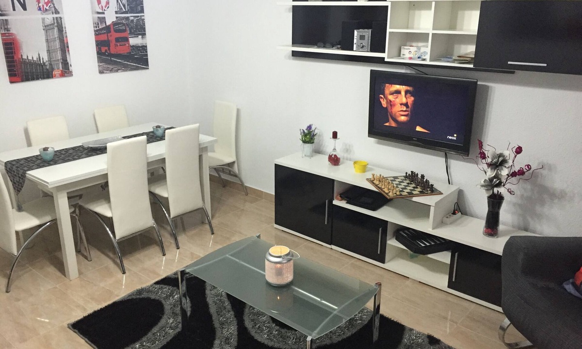 Torrevieja Apartment | Nice Floor Center in Torrevieja +Wifi +SAT