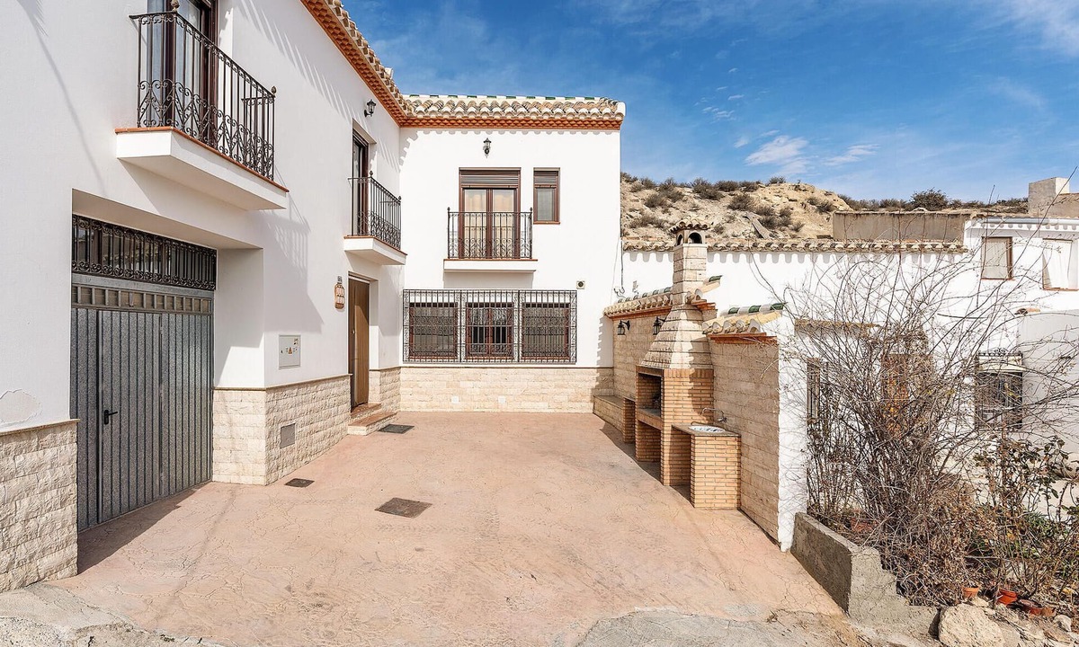La Alqueria House | Nice home in Galera with WiFi