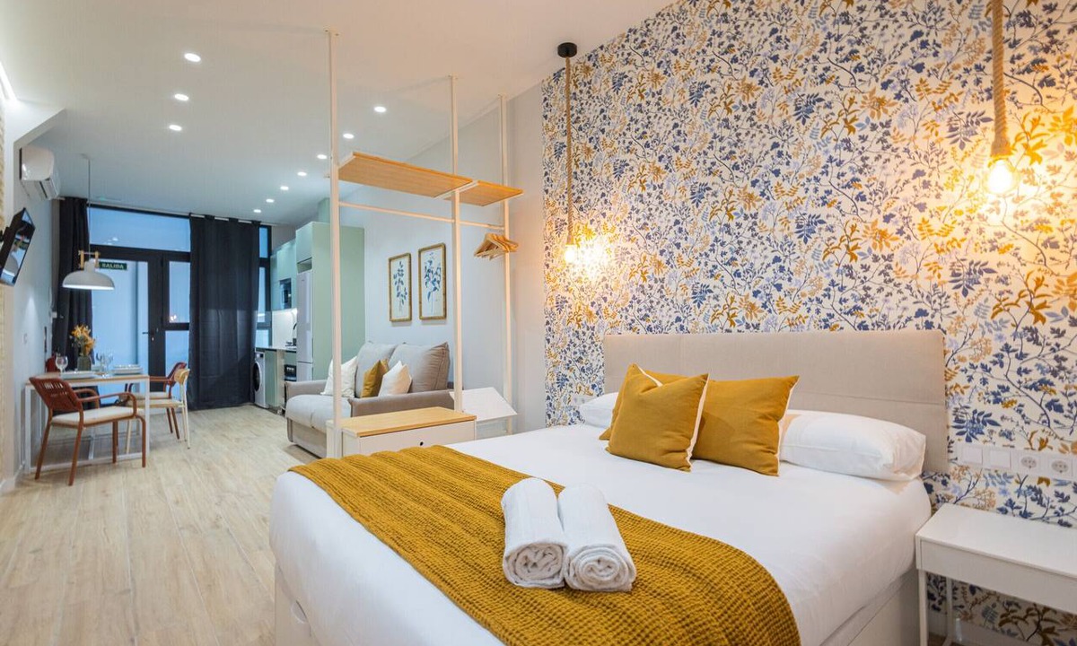 Jesus Apartment | Olive Loft II | AC and WIFI | 10 min City Center