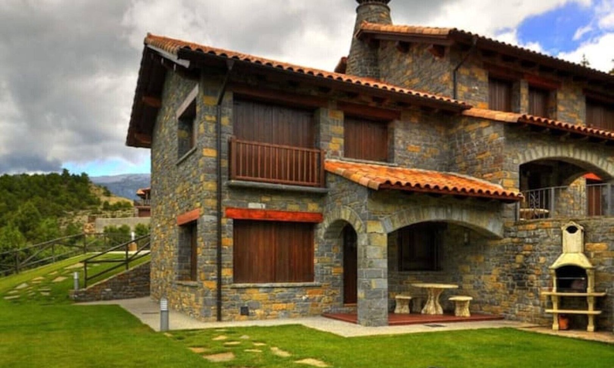 Belsierre Cottage | Ordesa Houses - Edelweiss House