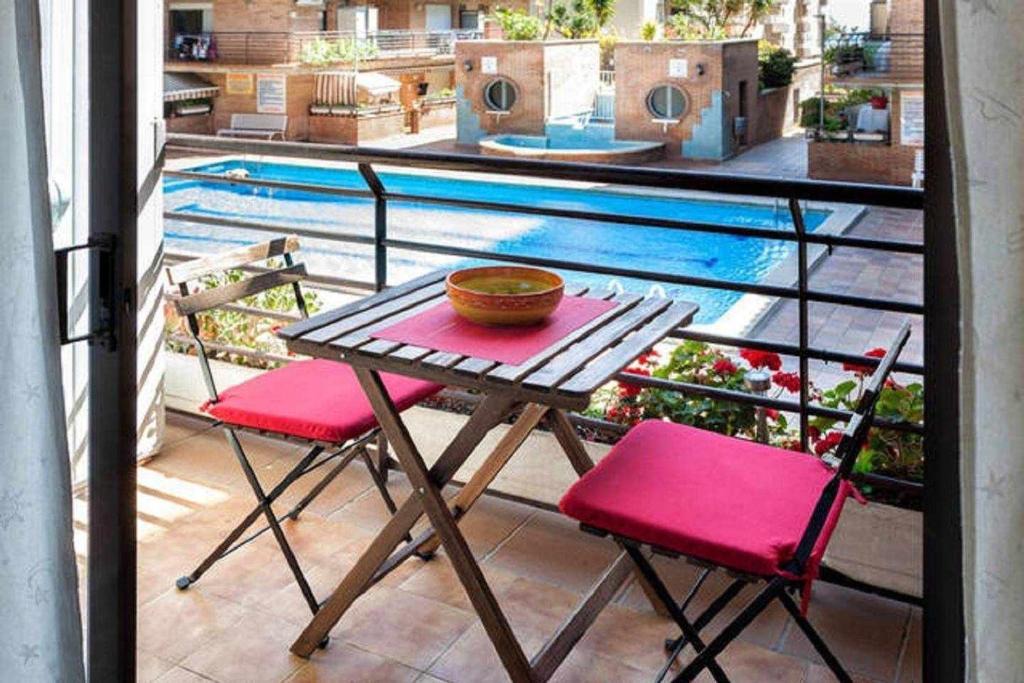 Pineda de Mar Apartment | P2 TARAyPAUL 4 PAX PINEDA DE MAR