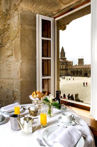 Santiago de Compostela Historic Centre Hotel | Parador de Santiago - Hostal Reis Catolicos