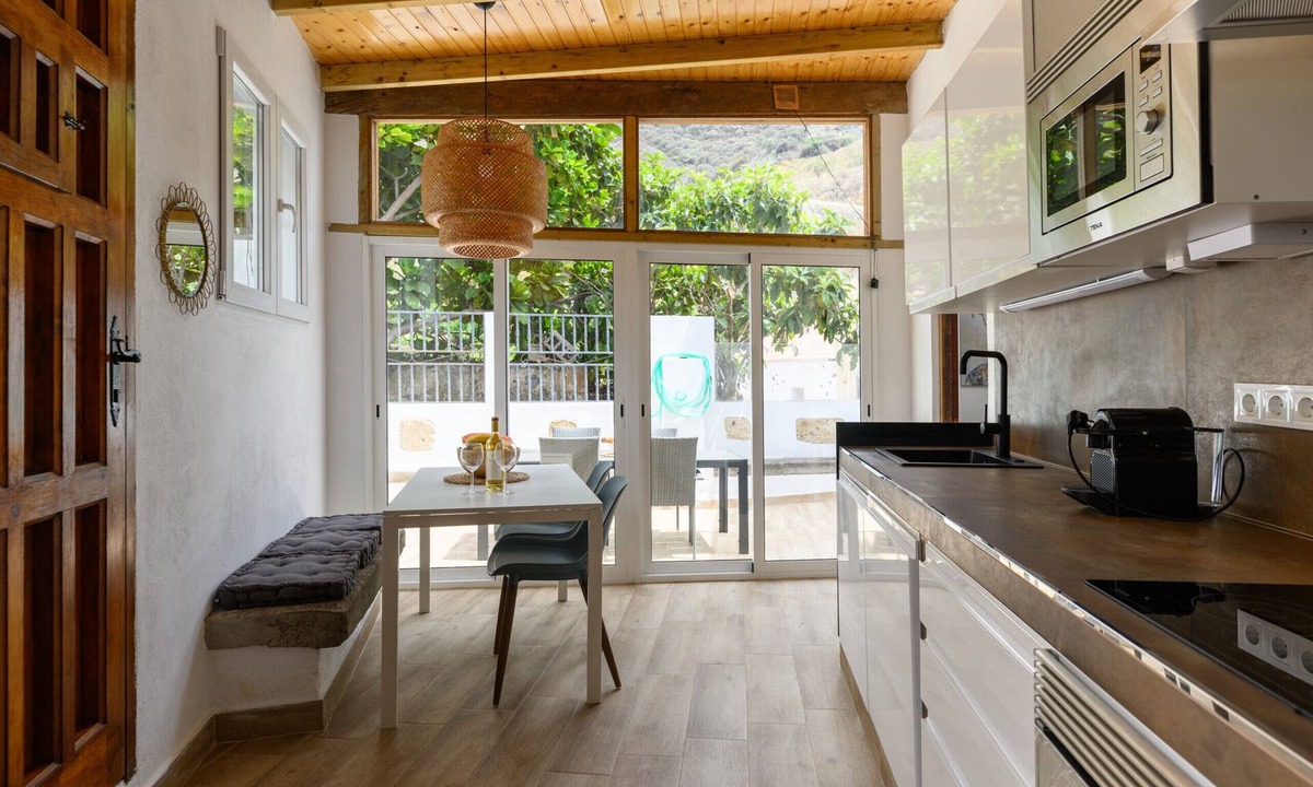 La Concepcion Ski Chalet | Peaceful Foreman House by Bandama Nature