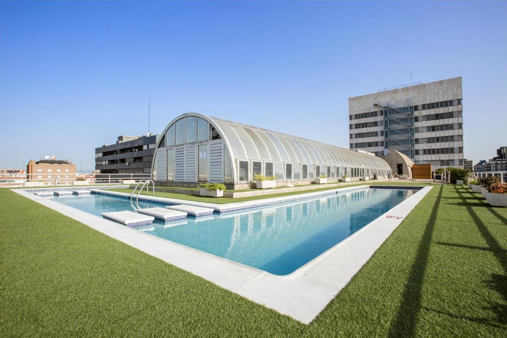 Castillejos Apartment | Pierre & Vacances Apartamentos Edificio Eurobuilding 2