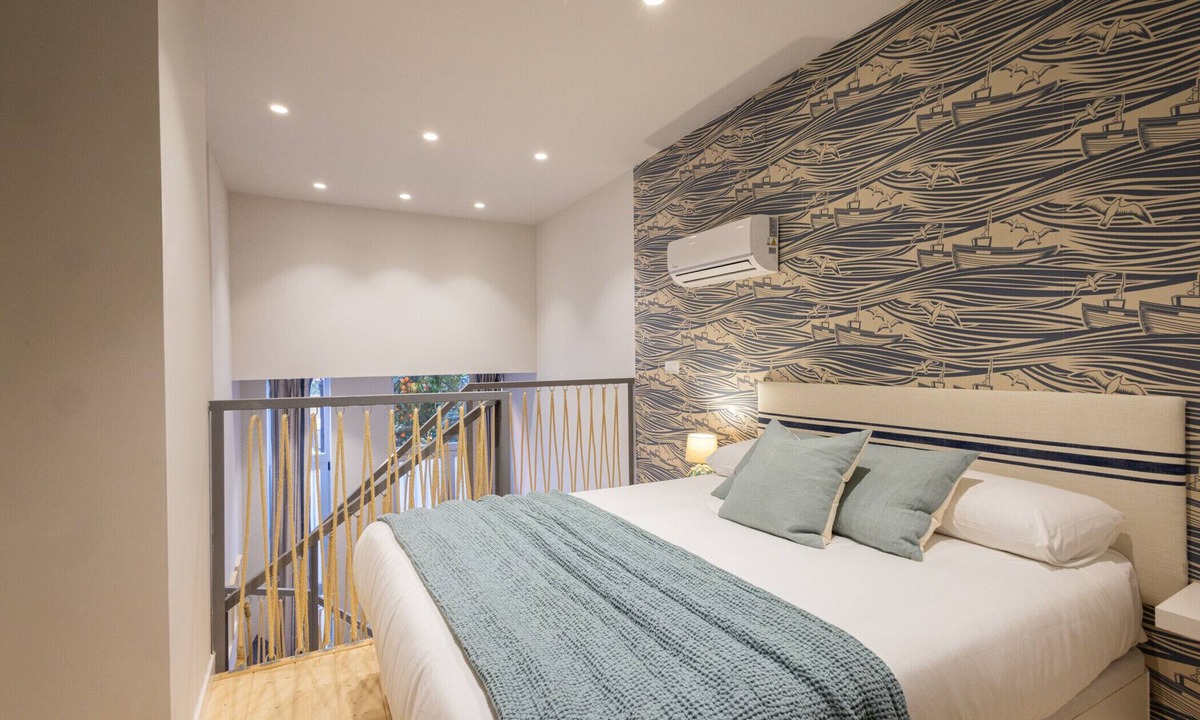 Camins al Grau Apartment | Pirate Duplex III | 4 Guests | AC WiFi | 15 min Oceanografic