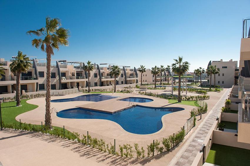 Pueblo Latino Apartment | Playa Elisa Bay 108-113