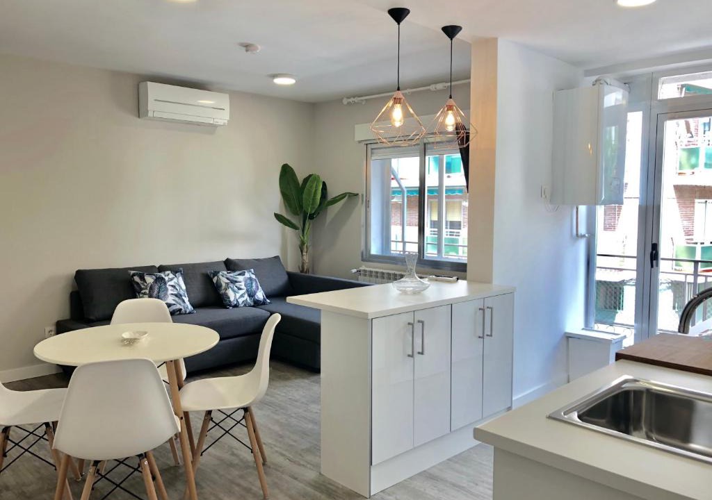 Vista Alegre Apartment | Plaza 5 Apartments Carabanchel